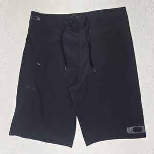 Oakley Black Board Shorts Mens Size 34 Drawstring Big Wave Gear Beach Merch